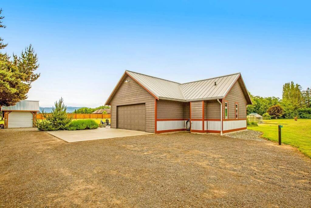 סקווים Olympic Discovery Cottage מראה חיצוני תמונה